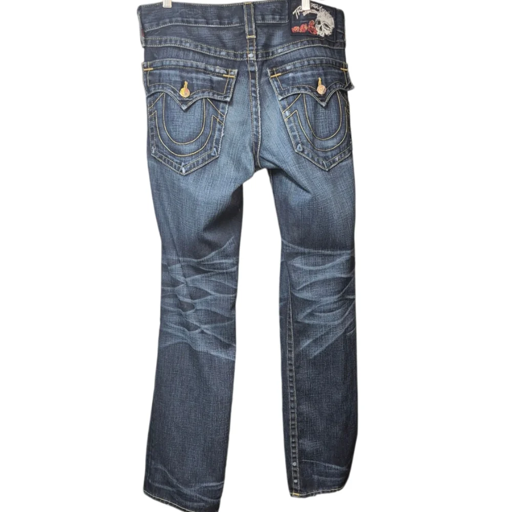 TRUE RELIGION Premium Vintage Skull & Roses Straight Jeans Women's  33 - Picture 5 of 16